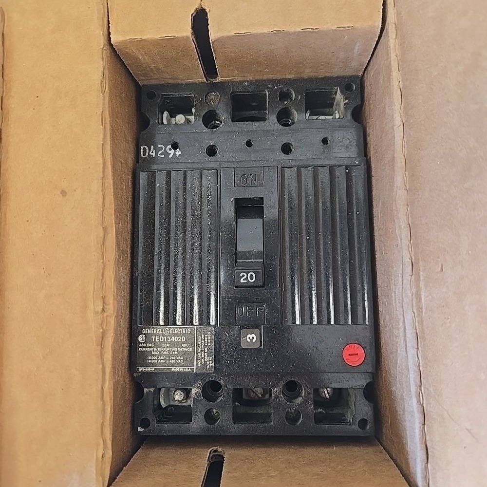 GE General‎ Electric TED134030WL Circuit Breaker 30A 3P 480VAC *new Open Box